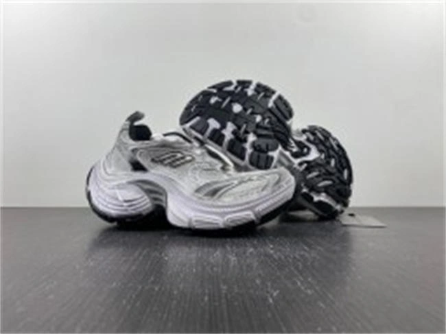 soft Ba*len*cia*ga 784344 w2mv2 4357