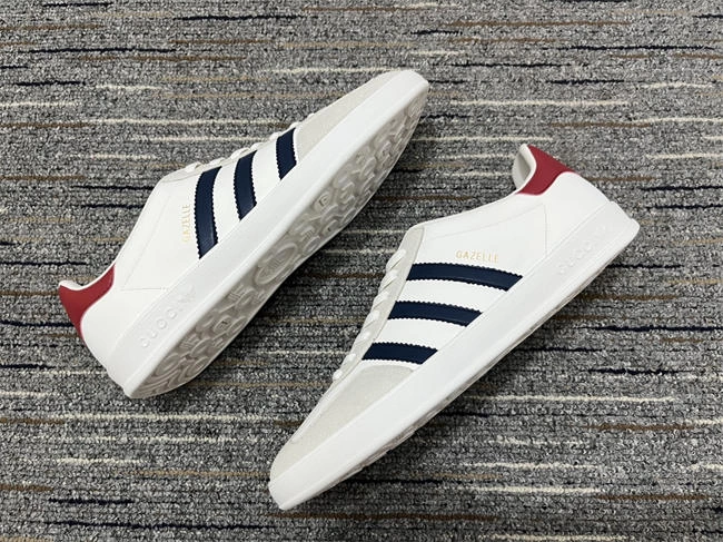 flexible g*u*i x Ad*s 52