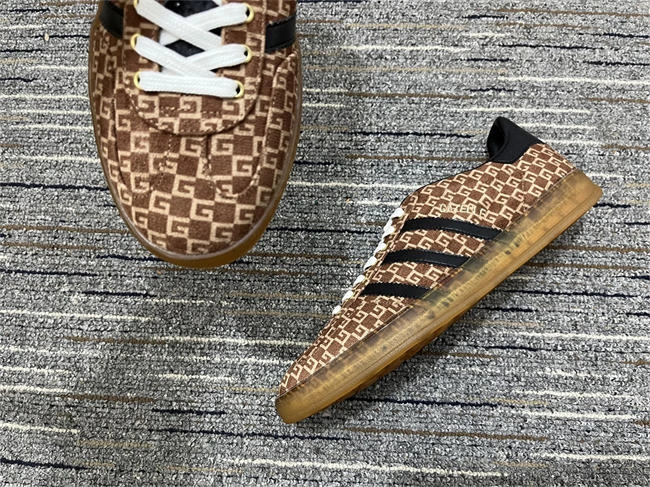 modern g*u*i x Ad*s 47