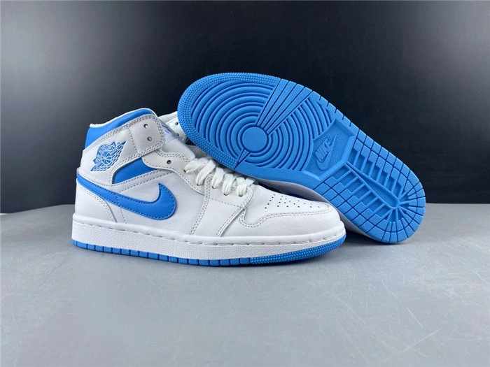 S*pportive jordan1 mid unc bq6472- 3745