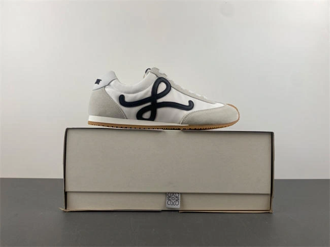 Loewe Ballet Runner Minimalist 2446